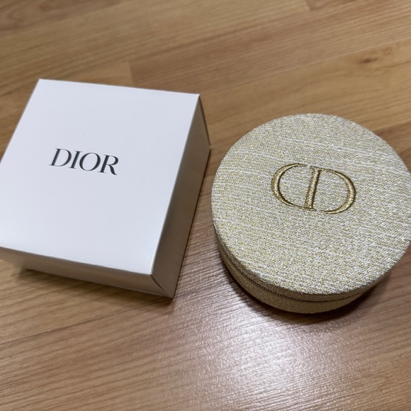 2024 Holiday Limited Edition Dior Jewelry Pouch Case Bag - Picture 7 of 12